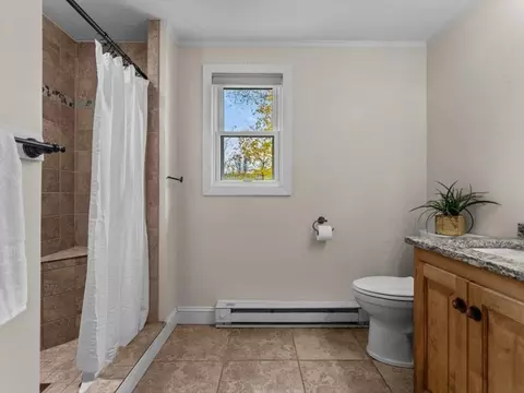 11 Benson St, Worcester, MA 01604 photo 23