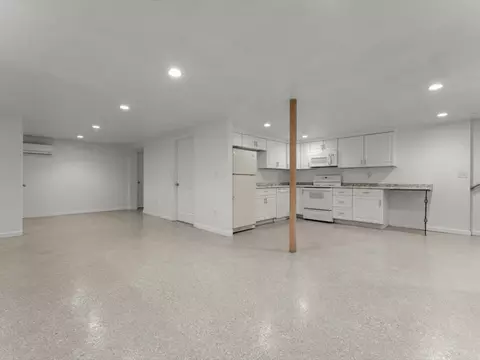 11 Benson St, Worcester, MA 01604 photo 26