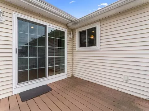 11 Benson St, Worcester, MA 01604 photo 35