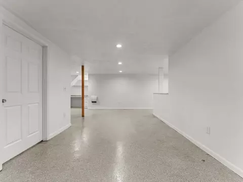 11 Benson St, Worcester, MA 01604 photo 31