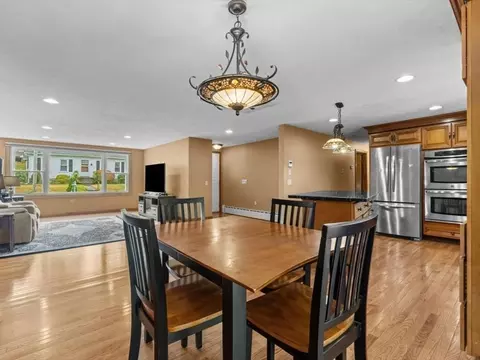 11 Benson St, Worcester, MA 01604 photo 12