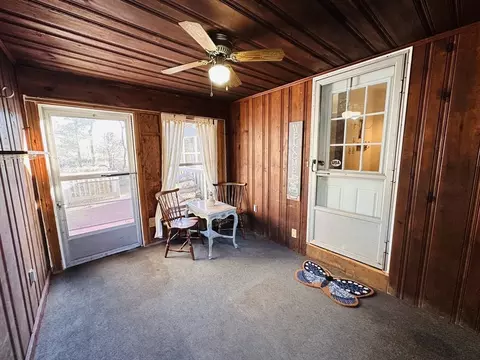41 Kerry Dr, Springfield, MA 01118 photo 4