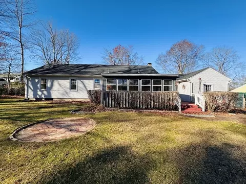 41 Kerry Dr, Springfield, MA 01118 photo 19
