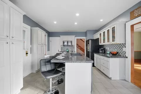 Kitchen - 572 Springfield St, Chicopee, MA 01013 photo 3 of 7
