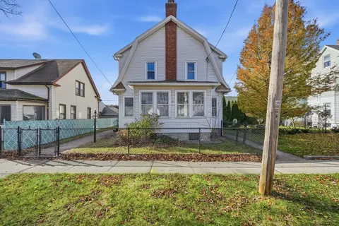 Exterior - 572 Springfield St, Chicopee, MA 01013 photo 2 of 4