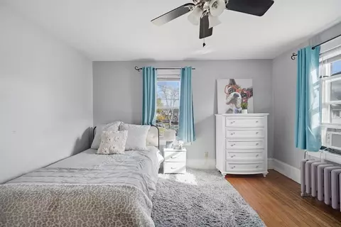 Bedroom - 572 Springfield St, Chicopee, MA 01013 photo 8 of 13