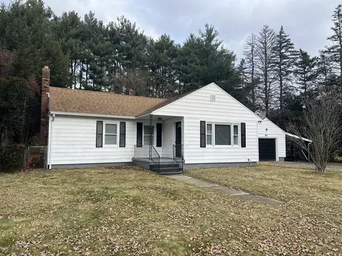 61 Massachusetts Ave, Ludlow, MA 01056