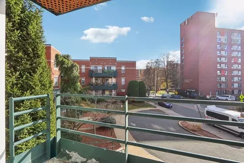 10 Pleasant St #202, Lynn, MA 01902 photo 10