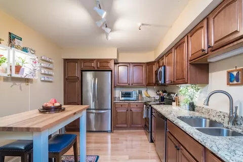235 State St #105, Springfield, MA 01103 photo 3
