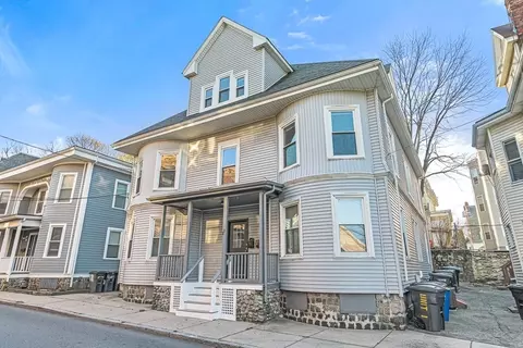 22 Royal St, Boston, MA 02134