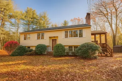 660 Old Dunstable Rd, Groton, MA 01450