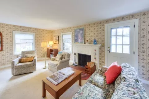 120 Bay State Rd, Worcester, MA 01606 photo 8
