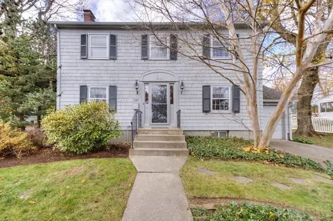 120 Bay State Rd, Worcester, MA 01606
