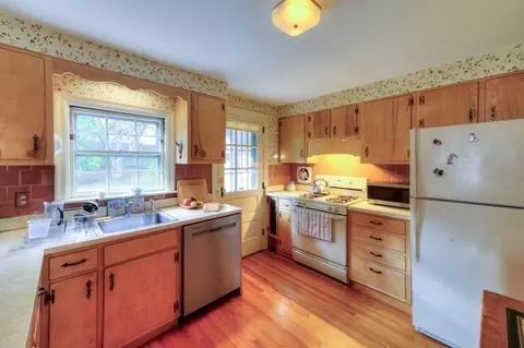 120 Bay State Rd, Worcester, MA 01606 photo 18