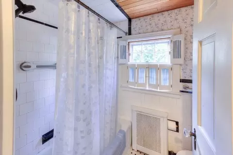 120 Bay State Rd, Worcester, MA 01606 photo 29