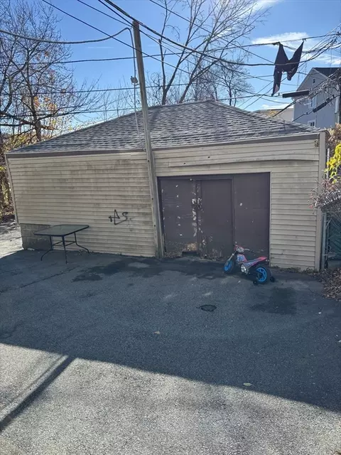 58 Granite St, Worcester, MA 01604 photo 4