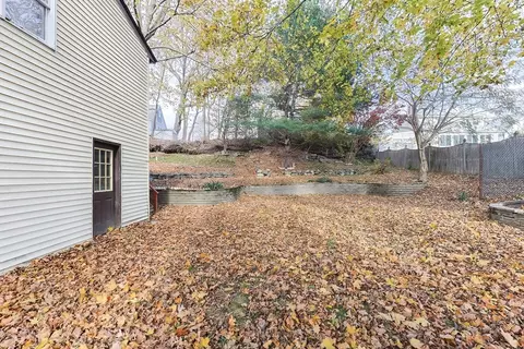 8 Walnut St, Stoneham, MA 02180 photo 27