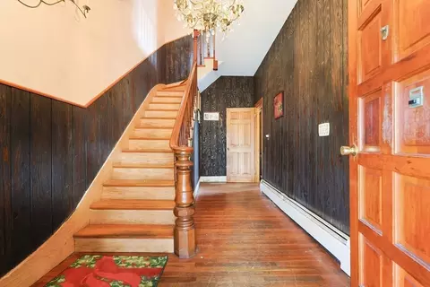 8 Walnut St, Stoneham, MA 02180 photo 7