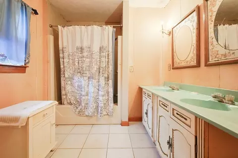 8 Walnut St, Stoneham, MA 02180 photo 18