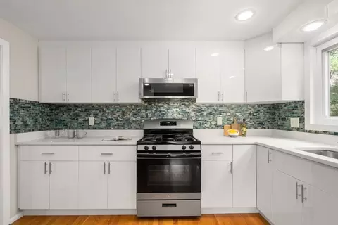 Kitchen - 30 Hampton Rd, Sharon, MA 02067 photo 2 of 3