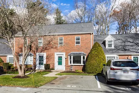 50 Claire Dr #C-2-50, Stoughton, MA 02072