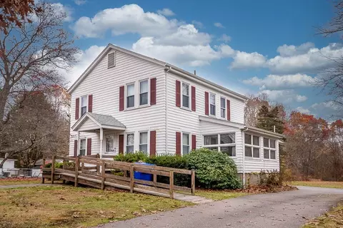 71 Eldridge St, Taunton, MA 02780