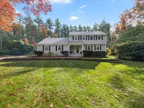 15 Lady Slipper Ln, Duxbury, MA 02332