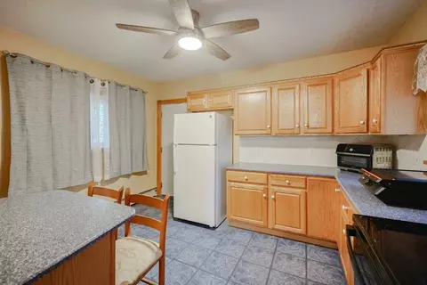 107 Lake #B, Webster, MA 01570 photo 2