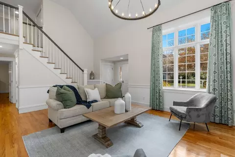 25 Daybreak Ln, Hyannis, MA 02601 photo 3