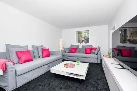 Living - 44 Register Rd, Marion, MA 02738 photo 4 of 4