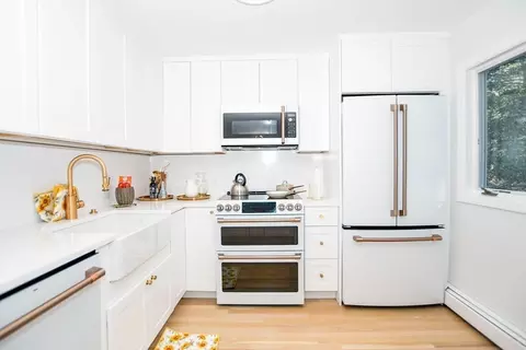 Kitchen - 44 Register Rd, Marion, MA 02738 photo 5 of 5