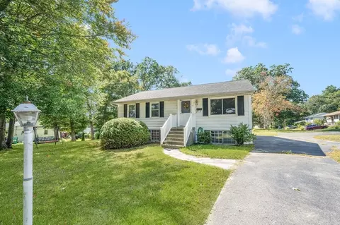 119 Susanne Dr, Northbridge, MA 01534