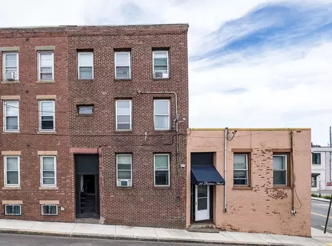 11 Williams St, Chelsea, MA 02150