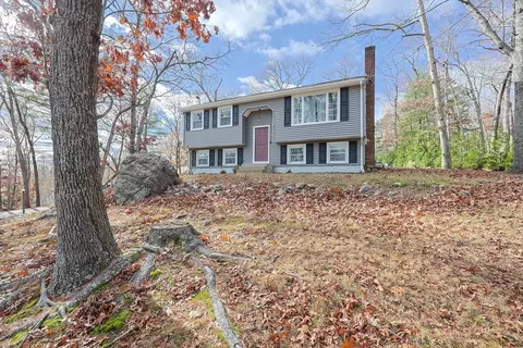 295 Newport Ave, Attleboro, MA 02703