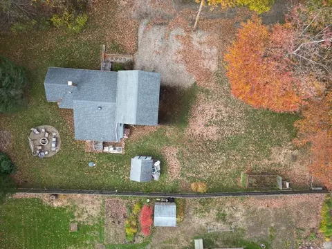 View/Area - 40 3rd Ave, Halifax, MA 02338 photo 1 of 8
