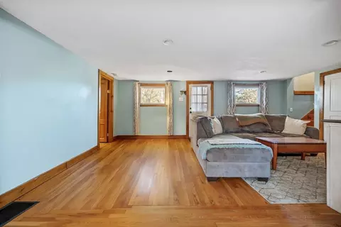 Living - 40 3rd Ave, Halifax, MA 02338 photo 2 of 3