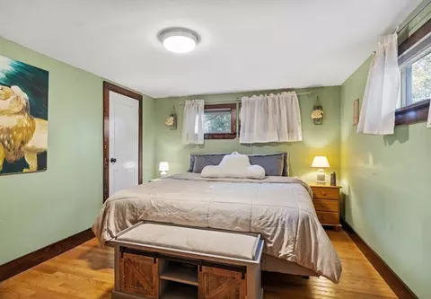 Bedroom - 40 3rd Ave, Halifax, MA 02338 photo 4 of 4