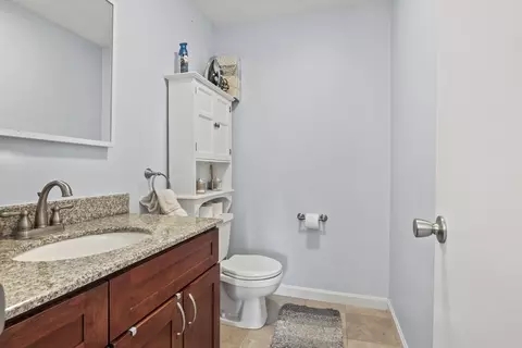 38 Dunham Rd #201, Beverly, MA 01915 photo 11