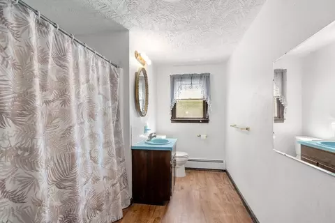 215 Chestnut St, Uxbridge, MA 01569 photo 18