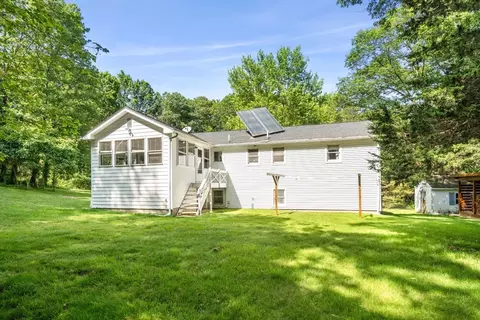 215 Chestnut St, Uxbridge, MA 01569 photo 31