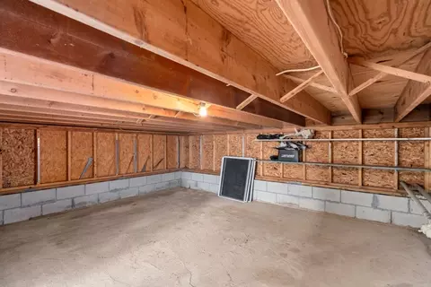 215 Chestnut St, Uxbridge, MA 01569 photo 25