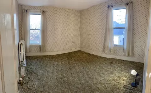 Bedroom - 72 Green St, Athol, MA 01331 photo 1 of 3