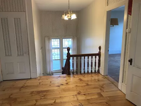 Entry Way - 72 Green St, Athol, MA 01331 photo 4 of 7