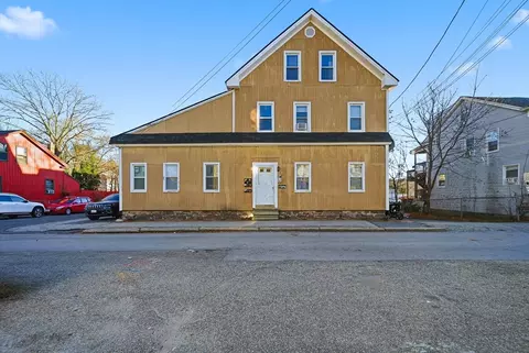 34-36 Park St, Webster, MA 01570