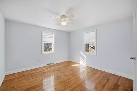 30 Lively Ln, Springfield, MA 01109 photo 18