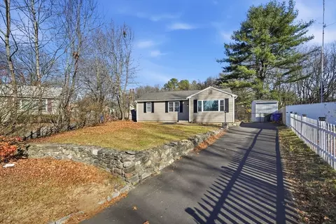 30 Lively Ln, Springfield, MA 01109 photo 33
