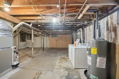 30 Lively Ln, Springfield, MA 01109 photo 24