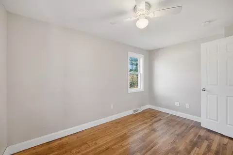 30 Lively Ln, Springfield, MA 01109 photo 23
