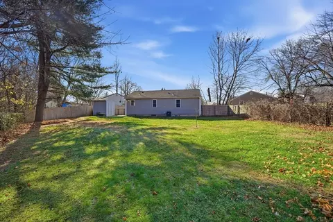 30 Lively Ln, Springfield, MA 01109 photo 30