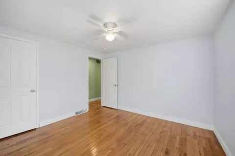 30 Lively Ln, Springfield, MA 01109 photo 19